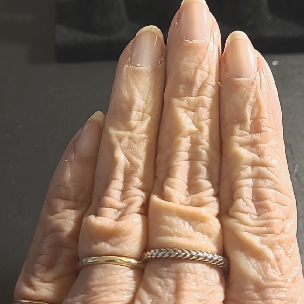 Sterling Silver Stackable Ring...Euc - image 4